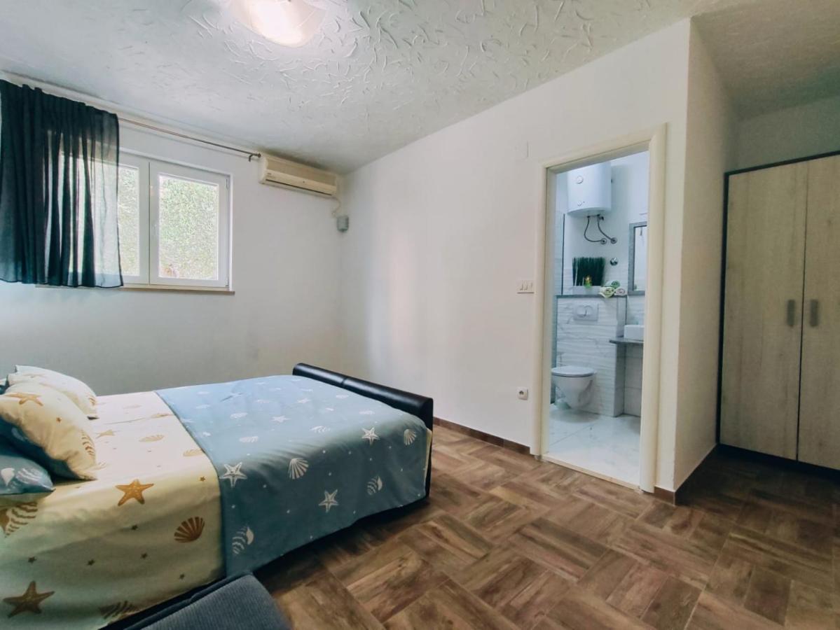Apartmani Nada Mustapic Брела Экстерьер фото
