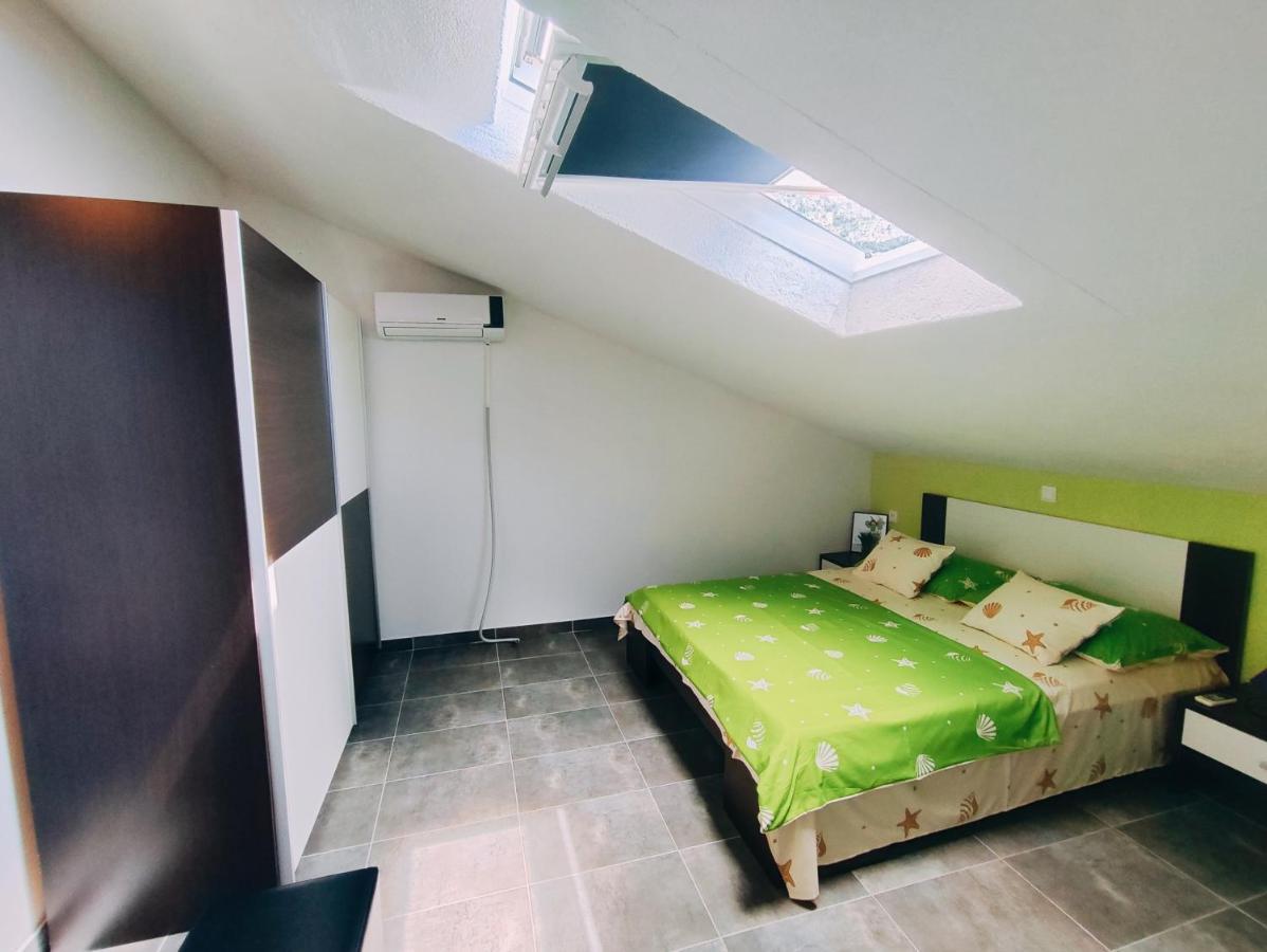 Apartmani Nada Mustapic Брела Экстерьер фото