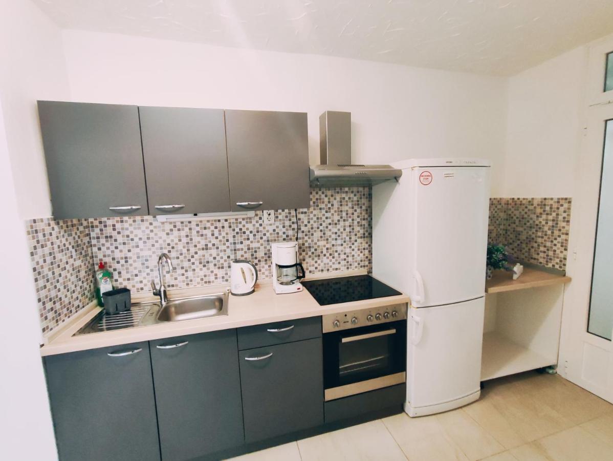 Apartmani Nada Mustapic Брела Экстерьер фото