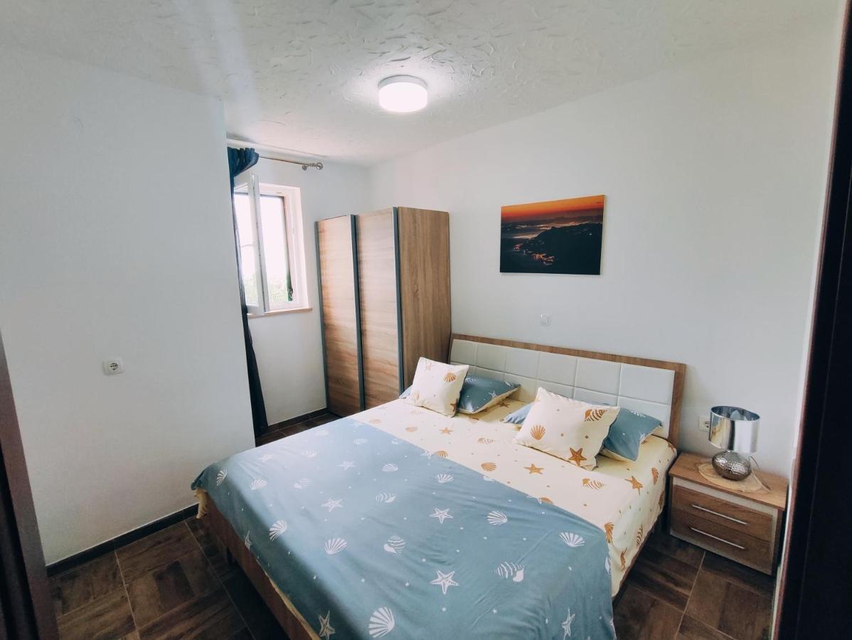 Apartmani Nada Mustapic Брела Экстерьер фото